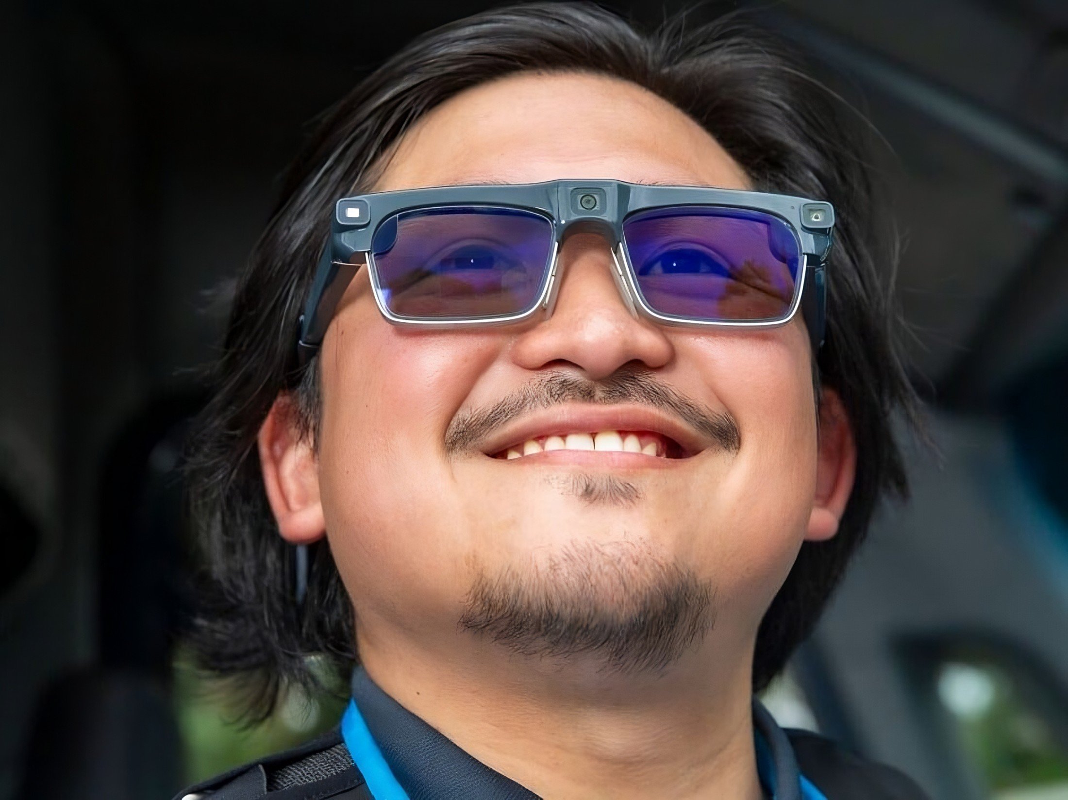 Amazon が従業員を支援するために AI と IoT をどのように活用しているか